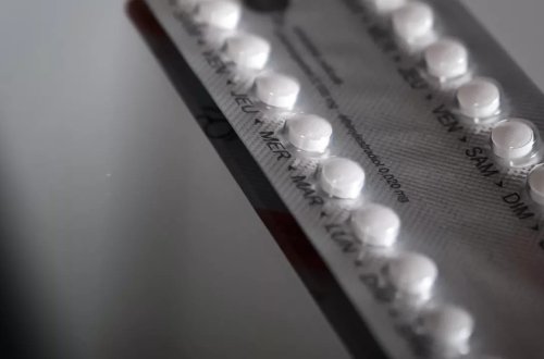 250 min qadın müayinə edildi: Doğuşa nəzarət həbləri depressiyaya səbəb olur