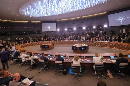 NATO Müdafiə Nazirləri Toplantısının ikinci gün sessiyaları başlayıb