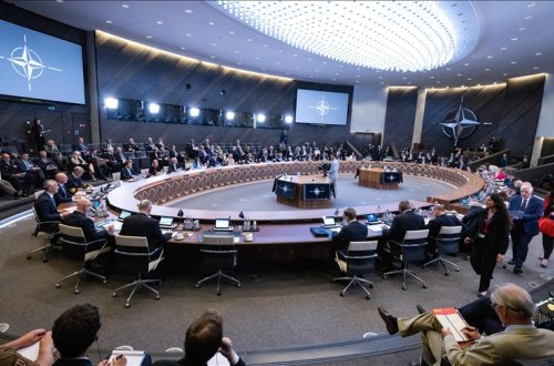 NATO-nun müdafiə nazirləri Şimali Atlantika Şurasının iclasında görüşüb