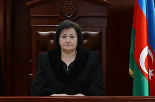 Azərbaycanda sabiq hakim pensiyasından narazı qaldı, məhkəməyə üz tutdu