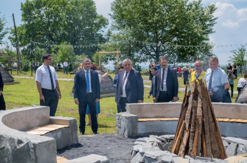 “Şəhərdən Kəndə” layihəsi çərçivəsində Zaqatalada fermer təsərrüfatına dəstək göstərilib