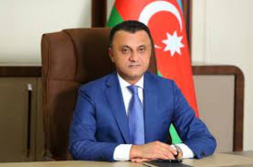 Qızına dəbdəbəli toy edən məmur işdən çıxarılır