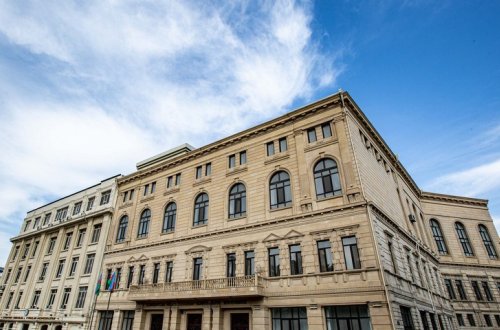 Konstitusiya Məhkəməsinin hakimlərinə aid yaş senzi ilə bağlı məhdudiyyət aradan qaldırılır