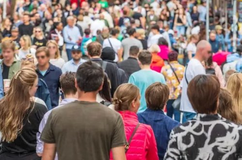 Almaniyanın əhalisi 84,4 milyon nəfərə çatıb