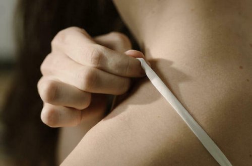 Azərbaycanda sevgi faciəsi: Bütün kənd onu öldürməyə yığışmışdı - əmisi gəlinini... - FOTO