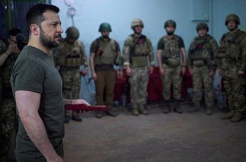 Zelenski Donetsk vilayətinə səfər edib