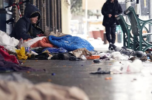 Son bir ildə Londonda evsizlərin sayı 21 faiz artıb