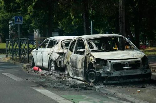 Parisdə polisin 17 yaşlı gənci öldürməsindən sonra etirazlar başlayıb