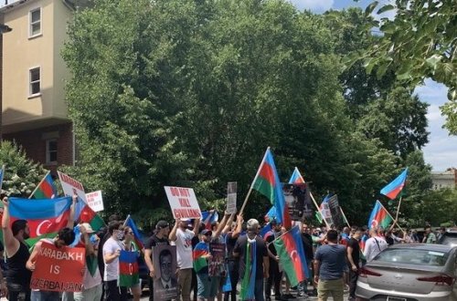 Vaşinqtonda Ermənistanın hərbi təxribatlarına qarşı etiraz aksiyası keçirilib