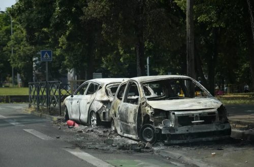 ABŞ Fransadakı vətəndaşlarını hadisələrdən uzaq durmağa çağırıb