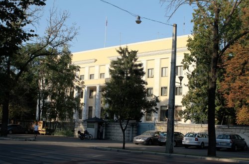 Rusiya səfirliyinin 40 əməkdaşı Rumıniyanı tərk edib