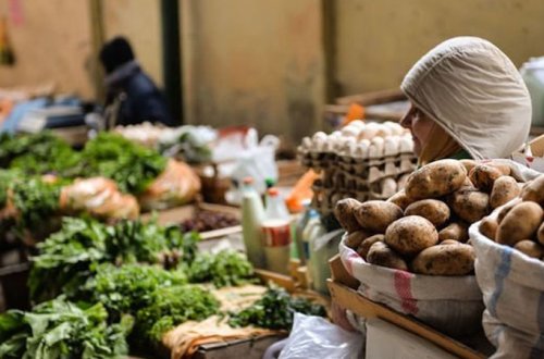Biləcəri bazarının tikintisi niyə yarımçıq qalıb: Mərhum bələdiyyə sədri pulları kiminlə mənimsəyib?
