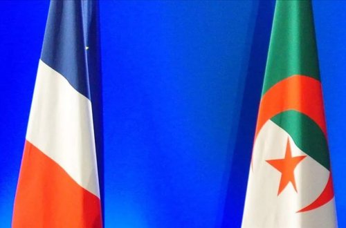 Əlcəzair universitetlərində fransız dilini ingilis dili əvəz edəcək