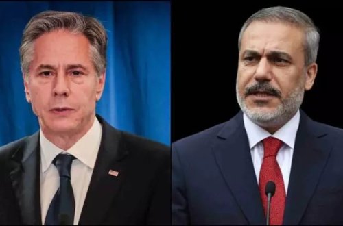 Türkiyənin xarici işlər naziri amerikalı həmkarı ilə danışıb