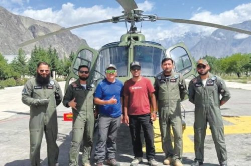 Pakistanda azərbaycanlı alpinist 7 500 metr yüksəklikdə qalmış müəllimi xilas edib