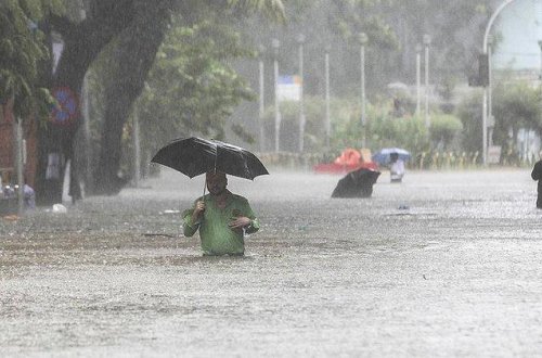 Pakistanda musson yağışları nəticəsində ölənlərin sayı 17-yə çatıb