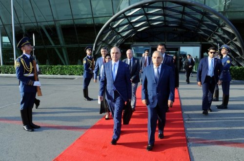 Albaniya Prezidentinin Azərbaycana rəsmi səfəri başa çatıb