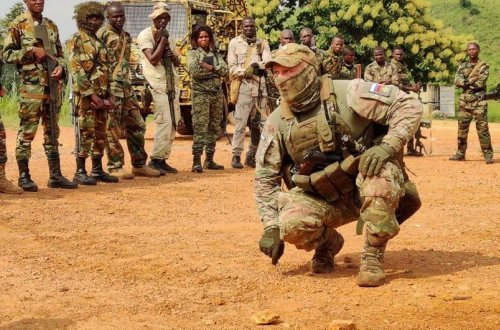 “Vaqner”çilər Mərkəzi Afrika Respublikasını tərk edirlər, rəsmilər bunu rotasiya adlandırır
