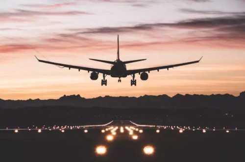 İtaliya Liviyaya kommersiya uçuşu embarqosunu ləğv edib