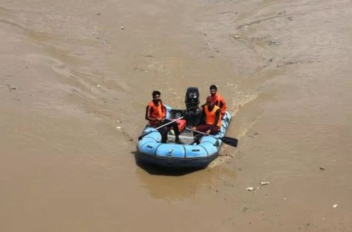 Hindistanda daşqın hadisəsi: 22 ÖLÜ