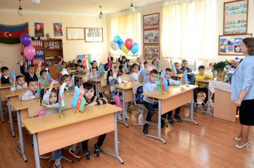 Azərbaycan məktəblərində müəllim vəzifəsinə 9 mindən artıq vakant yer var