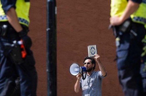 ABŞ və Böyük Britaniya Quranın yandırılmasını qınamaqdan imtina edib