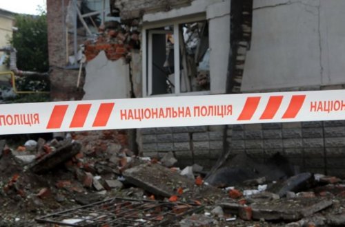 Rusiya ordusu Xersonu atəşə tutub, 2 nəfər ölüb, 3 nəfər yaralanıb