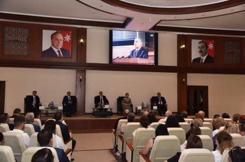 “14 İyul- 1969-cu il: Müstəqil və qüdrətli Azərbaycanın təməlinin qoyulduğu gün” mövzusunda geniş müşavirə keçirilib