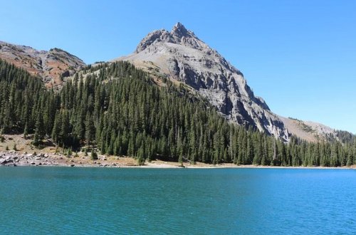 Koloradoda dağlarda çürümüş meyitlər tapılıb