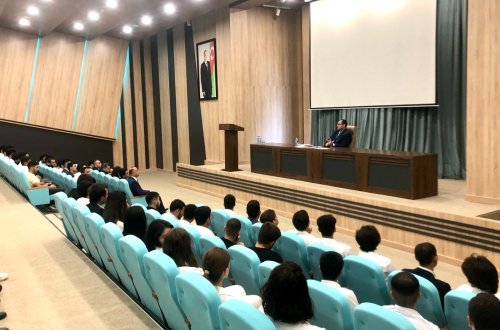 Kənd Təsərrüfatı Nazirliyində aqrar sahədə ixtisaslaşmış startapçılarla görüş keçirilib