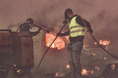 Yunanıstanda meşə yanğınları davam edir