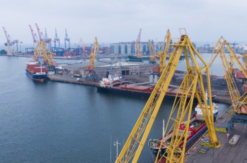 Rusiya Ukrayna limanlarını blokadaya alıb