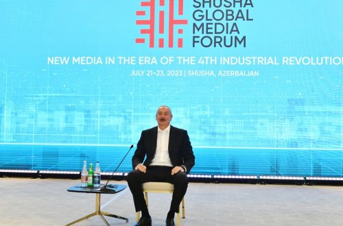 Dövlət başçısı: “Növbəti üç il ərzində Qarabağ və Şərqi Zəngəzur rayonları üzrə 150 mindən çox insanı qaytaracağıq”