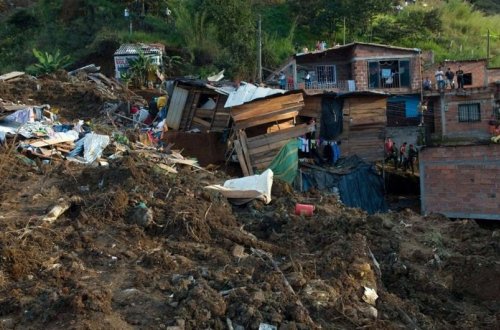 Kolumbiyada torpaq sürüşməsində ölənlərin sayı 26-ya çatıb