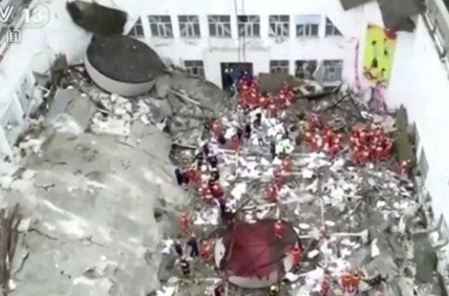 Çində idman zalının damı uçdu