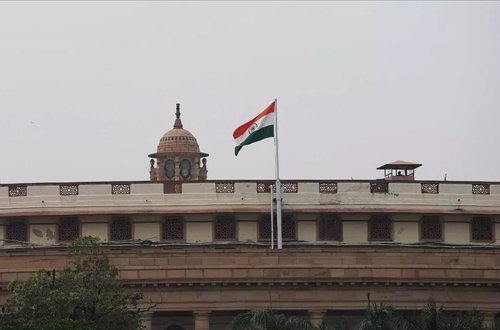 Hindistanda tarixi məscidlərin sökülməsi əmri VERİLİB