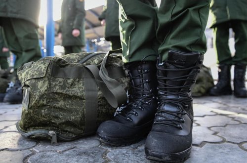 Rusiyada hərbi xidmətə çağırış yaşı qaldırılır