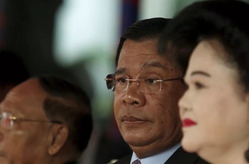 Kambocanın 40 illik lideri hakimiyyəti oğluna təhvil verəcəyini açıqladı