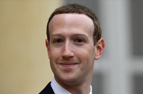 Zukerberqi 'təhqir etməkdə' ittiham edəcəklər