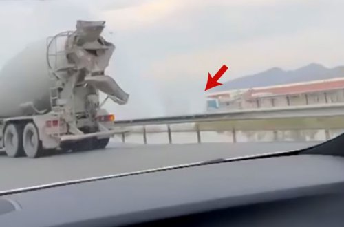 Bakıda magistral xətdə qəza: Ətrafı su basdı - YENİLƏNİB + VİDEO