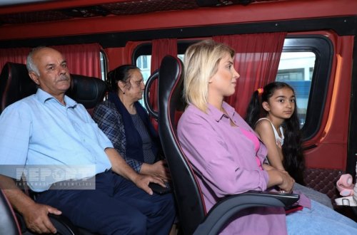 Daha bir neçə ailə Laçına yola salınıb