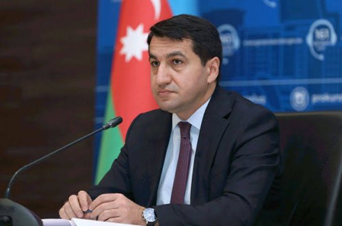 Hikmət Hacıyev: “Vaqif Xaçaturyanı müdafiə etmək dövlət səviyyəsində hərbi cinayətlərə dəstək verməkdir”