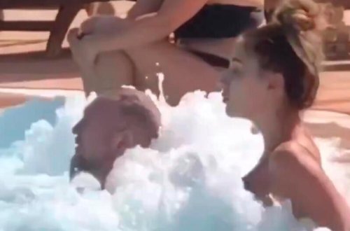 İstirahət mərkəzində biabırçılıq - Gənc qız hər kəsin gözü qarşısında... - VİDEO