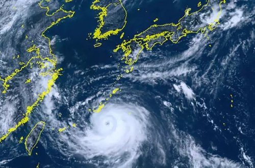 Yaponiyada tayfun xəbərdarlığı: 420 uçuş ləğv EDİLİB