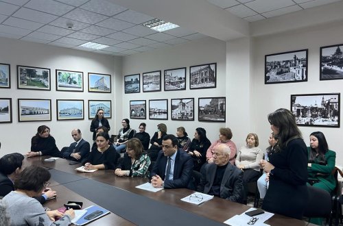 Nəsimi rayonda 1 Avqust-Azərbaycan Əlifbası və Azərbaycan Dili Günü ilə əlaqədar tədbir keçirilib