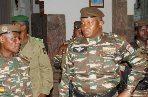 Nigerdə üsyançılar beş ölkə ilə sərhədləri açıb