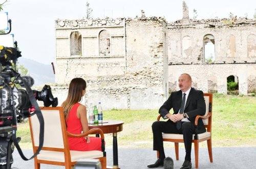 Dövlət başçısı: 