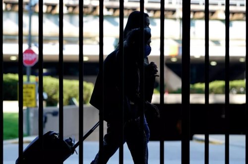 ABŞ-dan Macarıstan vətəndaşlarına vizasız səyahət məhdudiyyəti