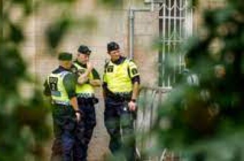 İsveç polisi Qurani-Kərimin yandırılmasına yenidən icazə verib