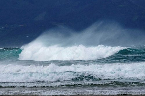 Sabah dənizə getmək təhlükəlidir